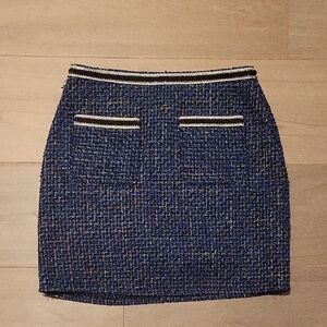 Chic Tweed Pencil Skirt in Navy